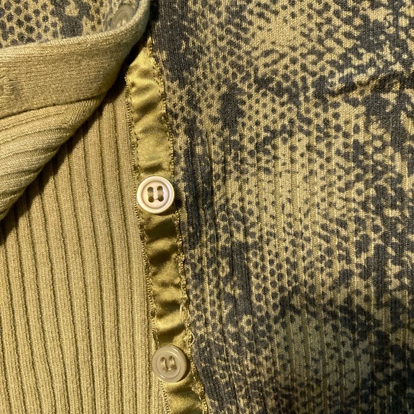 Express Snakeskin print cardigan, size medium - Picture 9 of 9